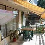 בית הארחה Summer House 3*