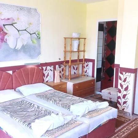 Guest house Summer House 3*