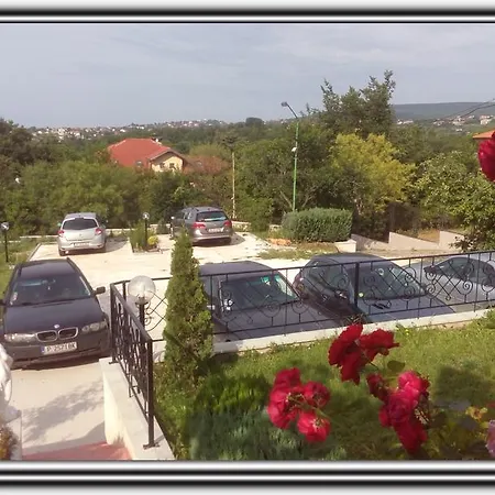 Guest house Summer House 3*