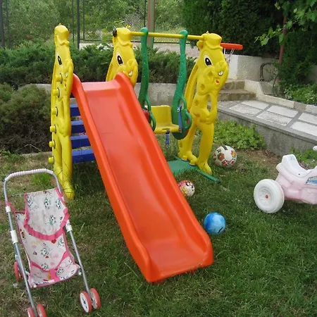 Summer House St Constantin et Helena