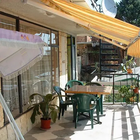 Guest house Summer House 3*